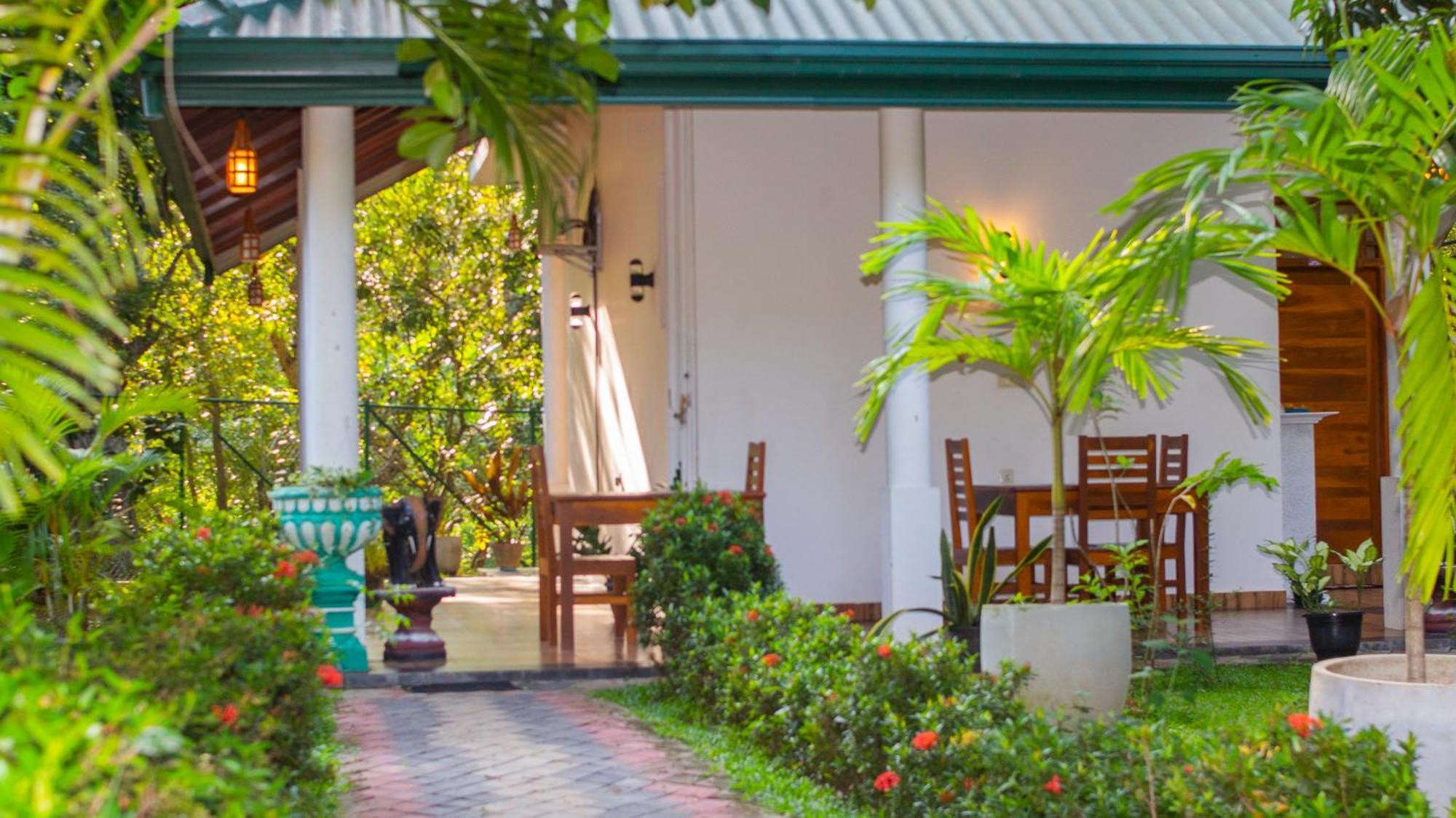 Yala River View Cabana Tissamaharama Exterior foto