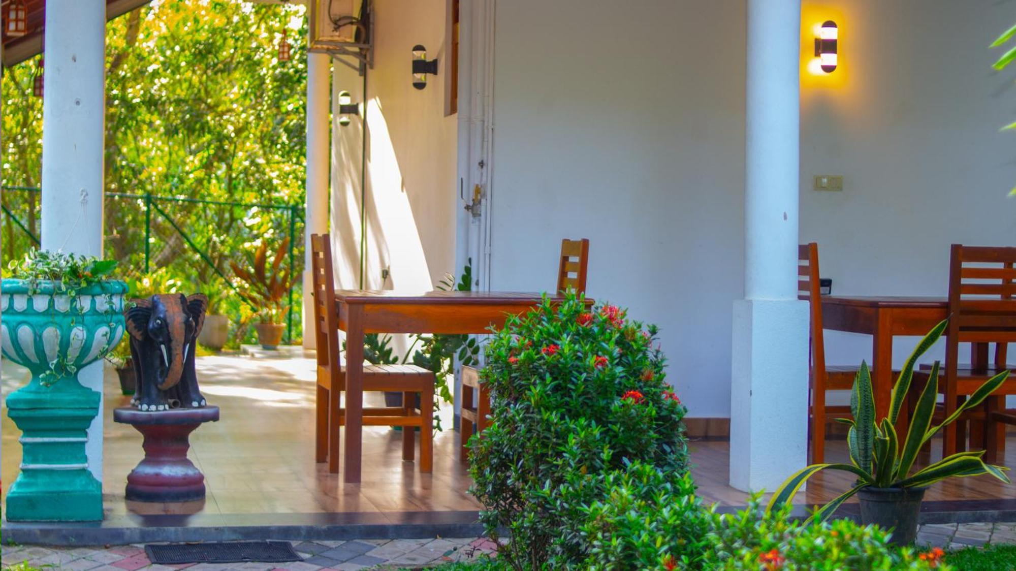 Yala River View Cabana Tissamaharama Exterior foto